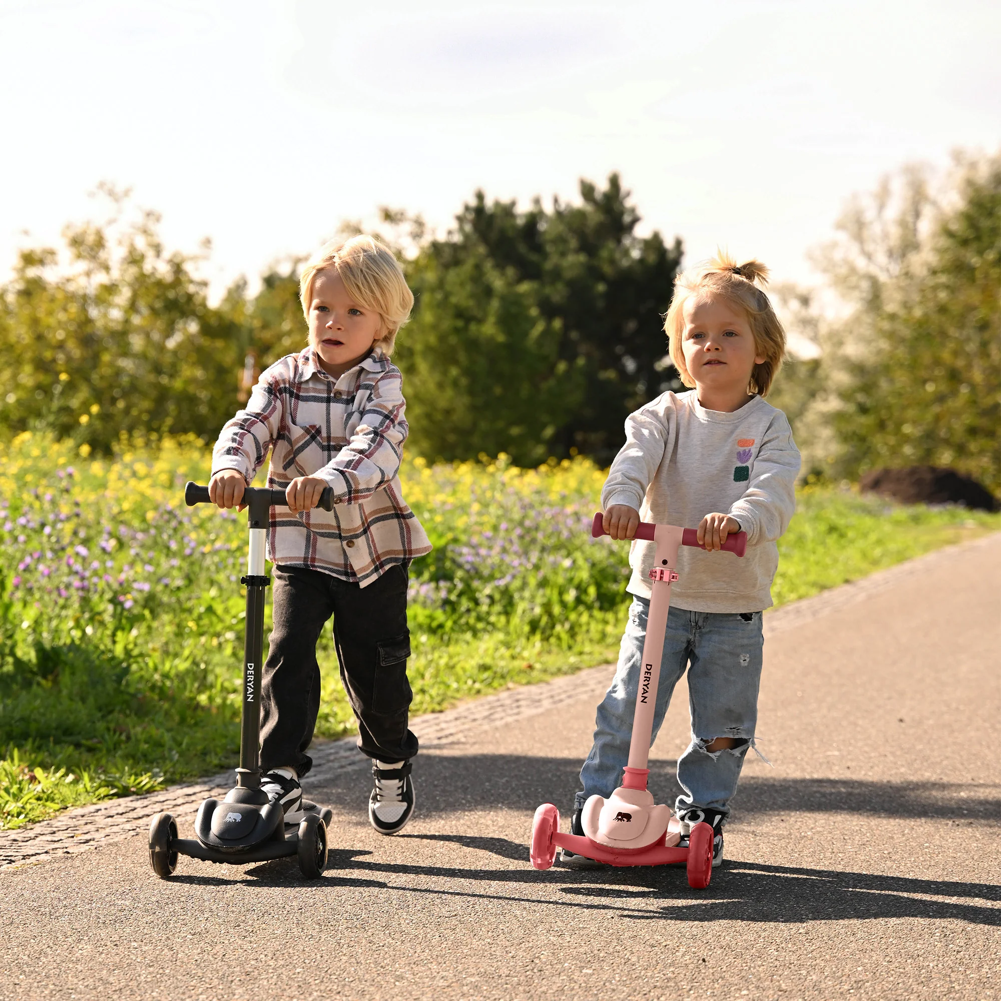 Hulajnoga Harvey Kids 3 koła - grupa wiekowa 3+ - maks. 50 kg - światła LED w kołach - regulowana wysokość 65-70-75-80 cm - różowa - Image 2