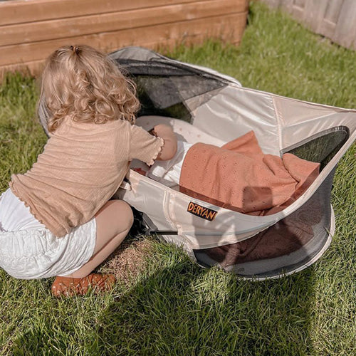 Łóżeczko turystyczne Infant Deluxe BabyBox – kremowe - Image 6